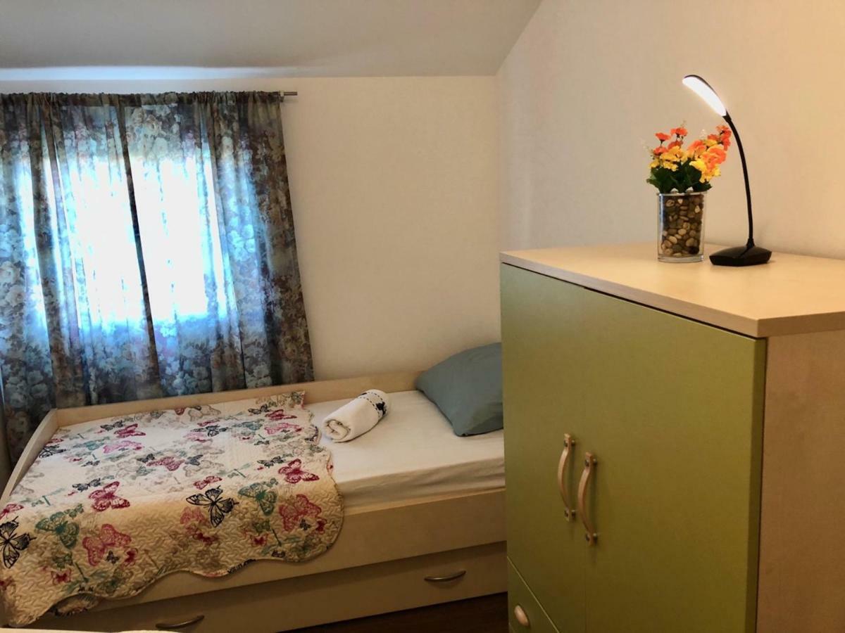 Apartment Jopa シベニク エクステリア 写真